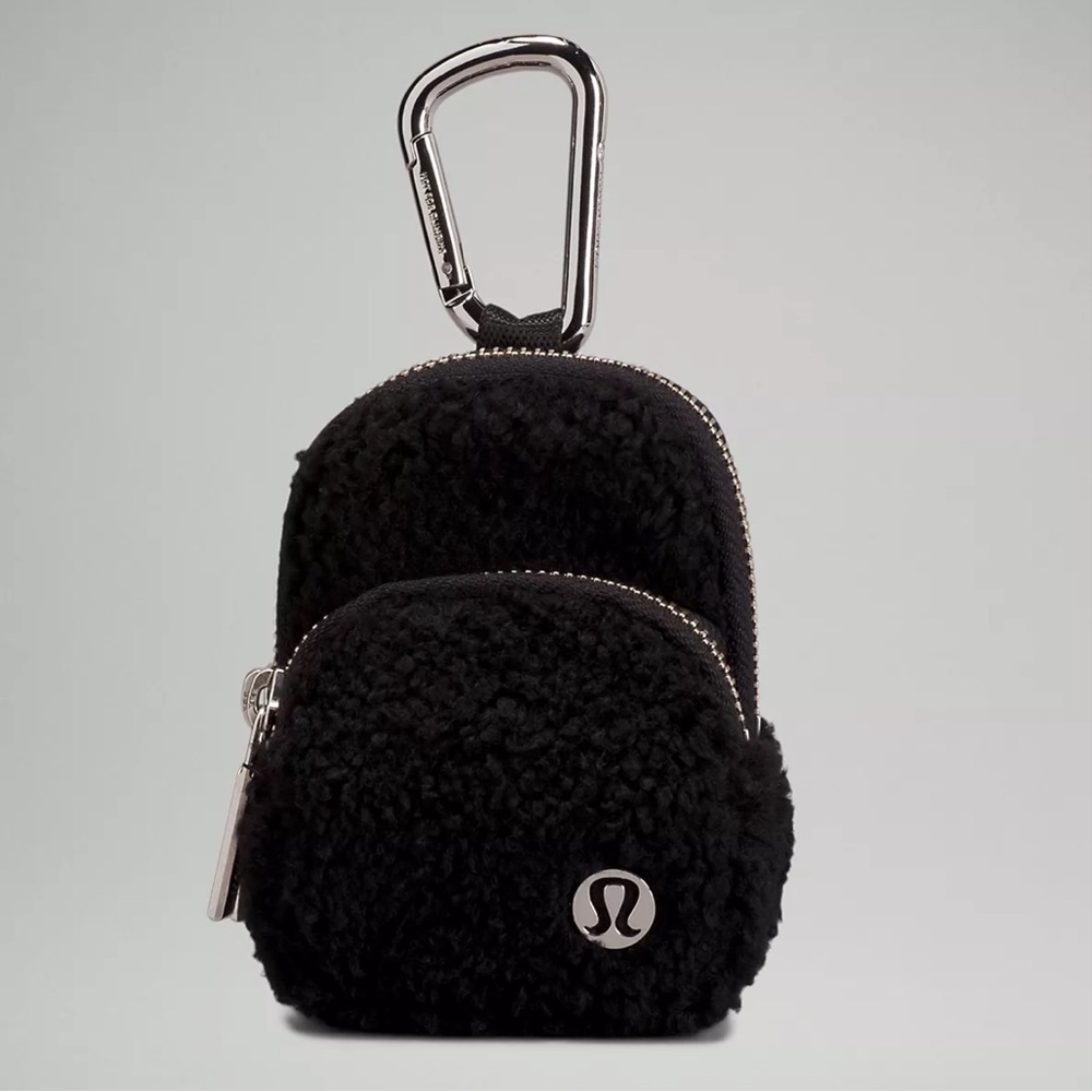 NWT Lululemon Nano Fleece Clip On Backpack!